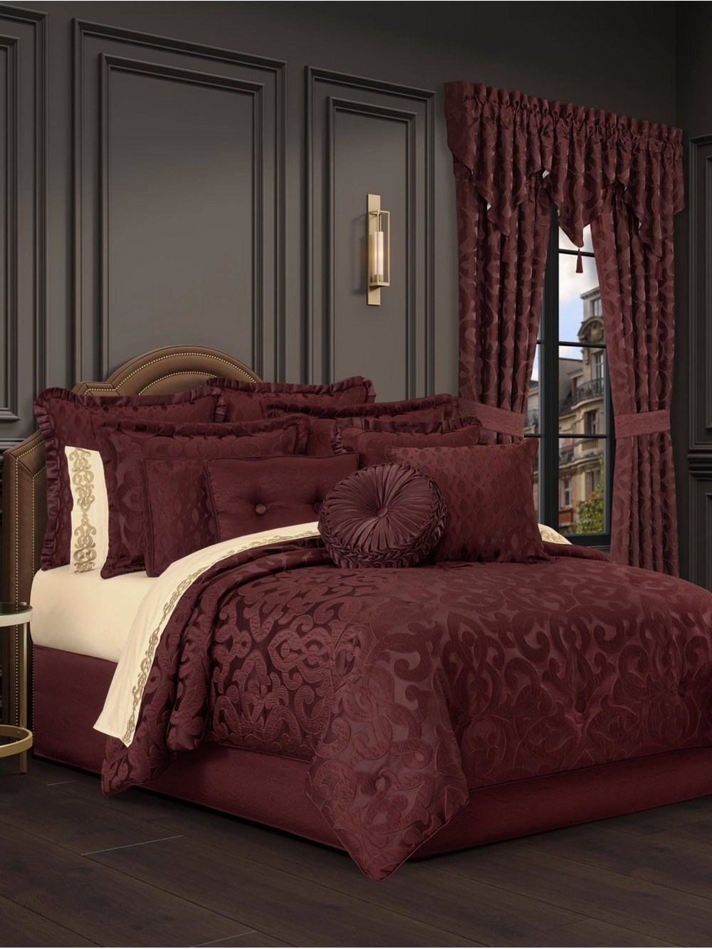 J. Queen New York Boulevard Comforter Set   Sz QUEEN NWT